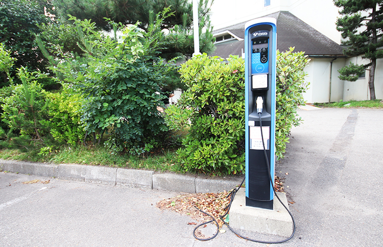 電気自動車充電 EV充電装置